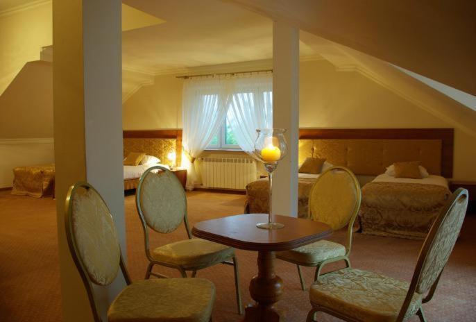 Villa Anna Tarnobrzeg Habitación foto